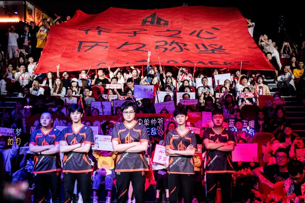现得更加出