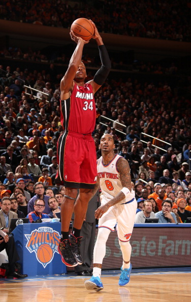 成为众人瞩 成为众人瞩