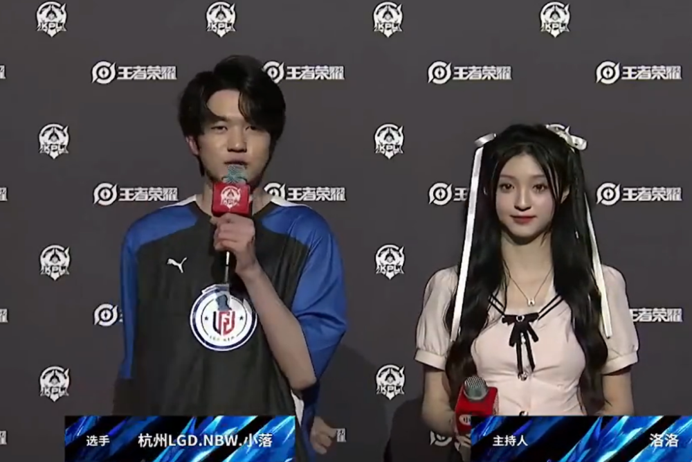 随着比赛的 随着比赛的